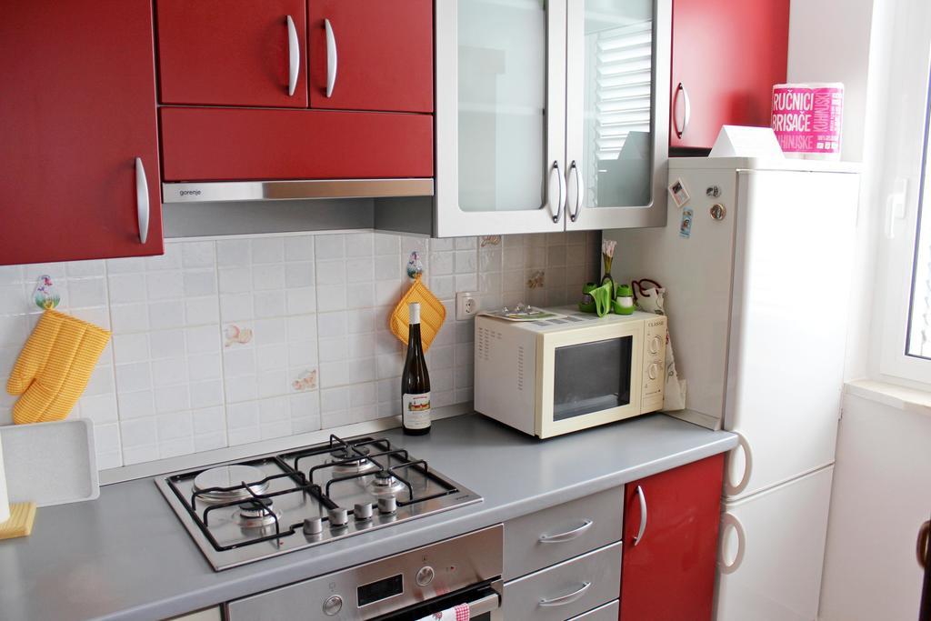 Apartman Nikol Макарска Экстерьер фото